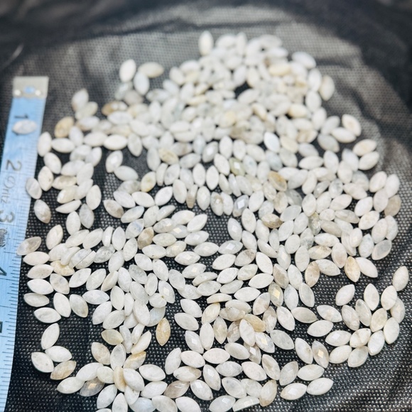 Lot of small white gemstones, perfect for jewelry making - Picture 3 of 6